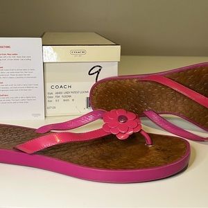 Coach Size 9 Lindy Patent Leather Flip Flop